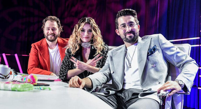 برنامج من أنت أيها المقنع