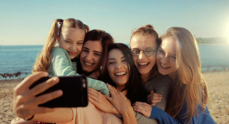 مسلسل من أجل بناتي